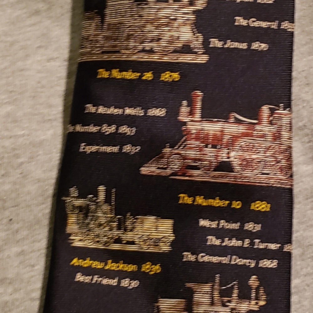 Locomotive Tie